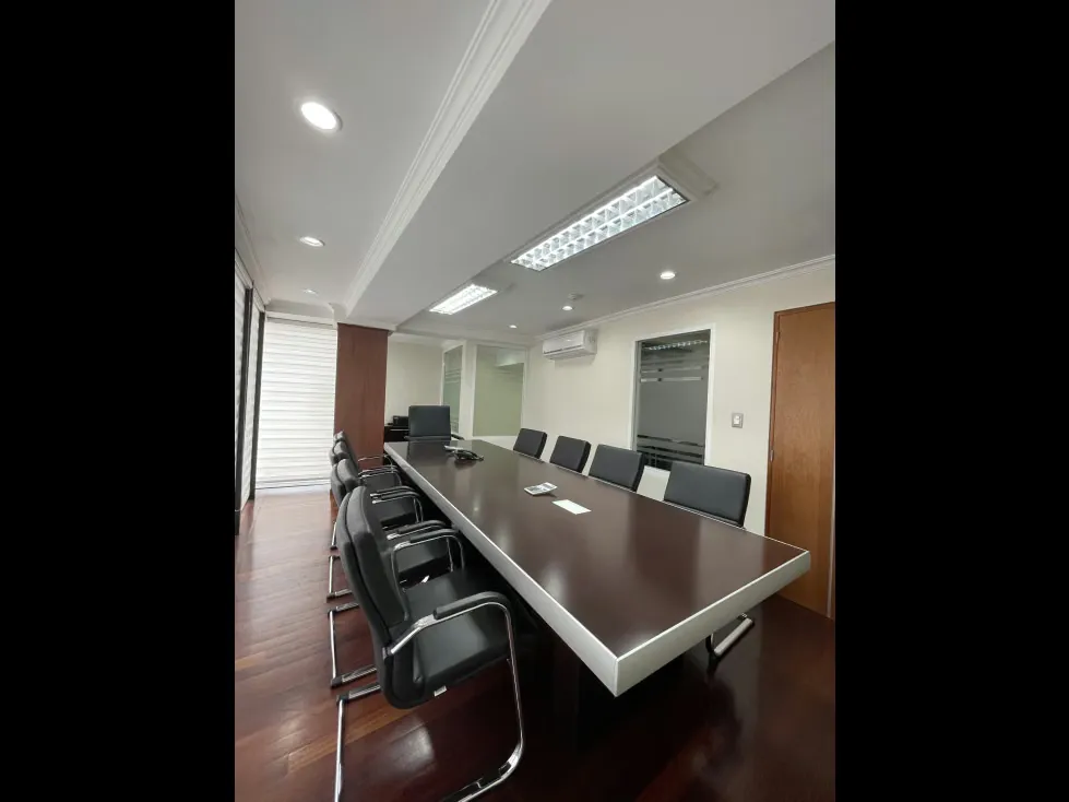 En venta edificio de 1490m2/10b/10p Los Chaguaramos - 22