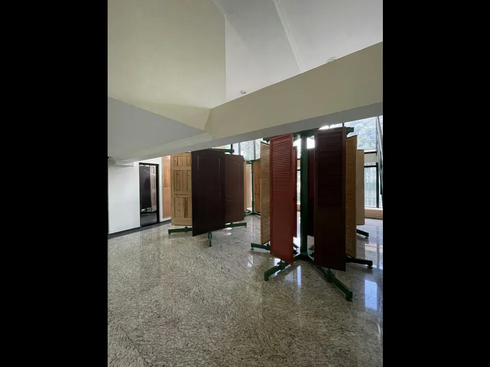En venta edificio de 1490m2/10b/10p Los Chaguaramos - 4
