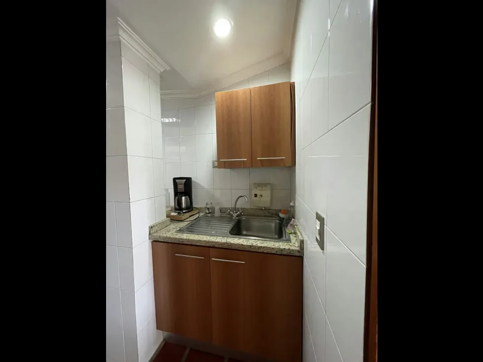 En venta edificio de 1490m2/10b/10p Los Chaguaramos - 31