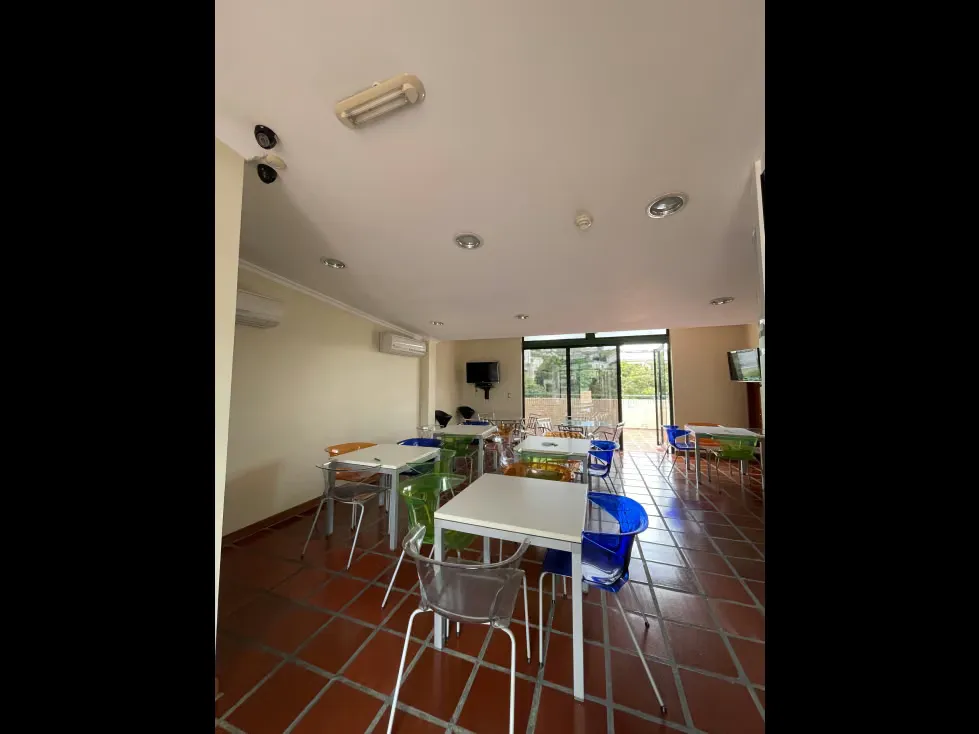 En venta edificio de 1490m2/10b/10p Los Chaguaramos - 33