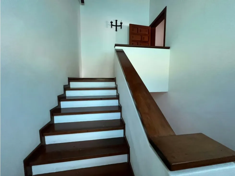Se vende casa 1400m2 Solares del Hatillo 5689 - 29