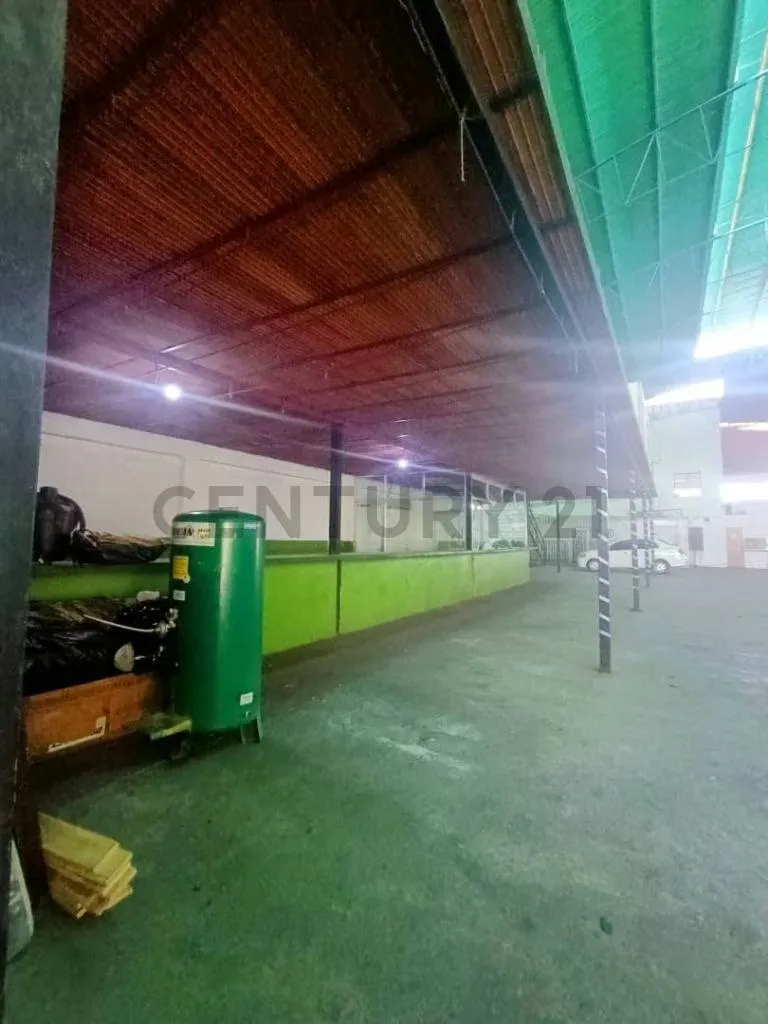 Venta Edificio Comercial el Piñal - 4