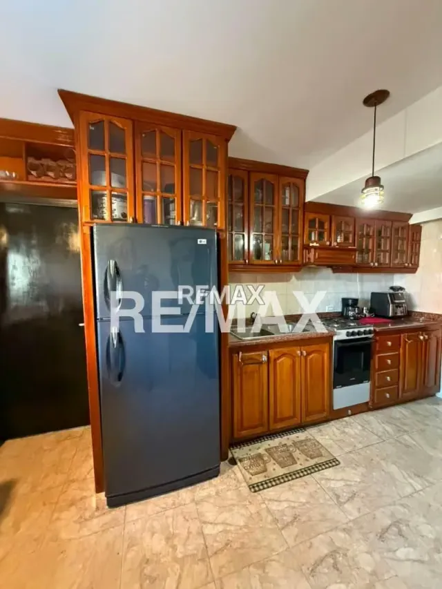 EN VENTA APARTAMENTO VISTA REAL - 4