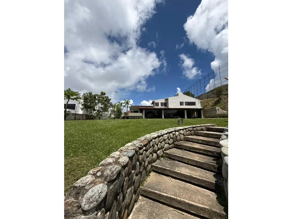 Se vende casa 2500m² 3h+2s/3b+2s/10e Alto Hatillo - 24