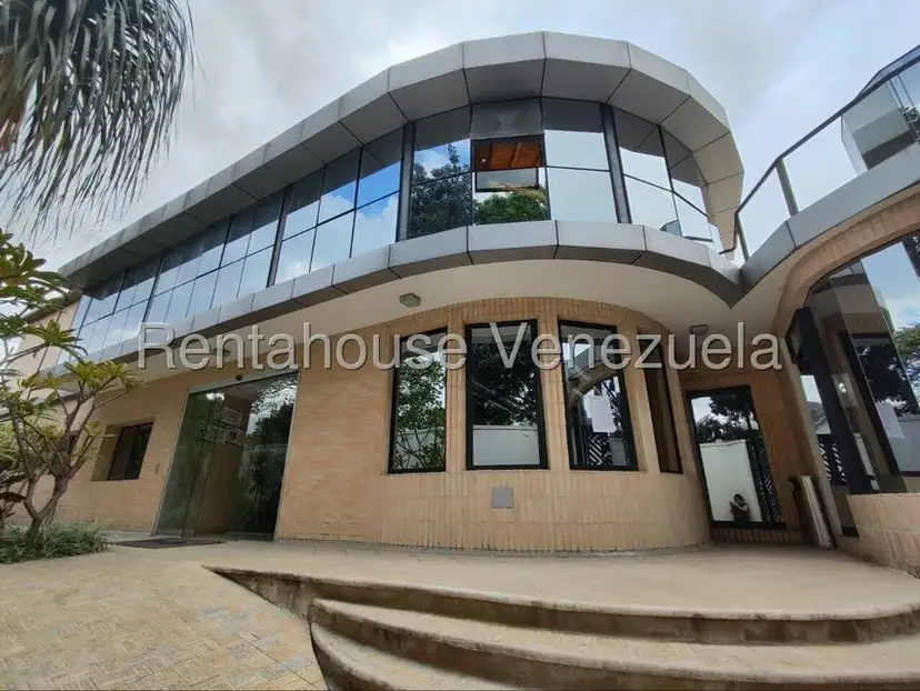 Comercial (Oficina) en Alquiler en Vista Alegre, Distrito Metropolitano