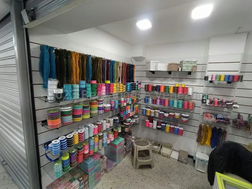 Local Comercial en Alquiler en Parroquia Catedral, Distrito Metropolitano - 9