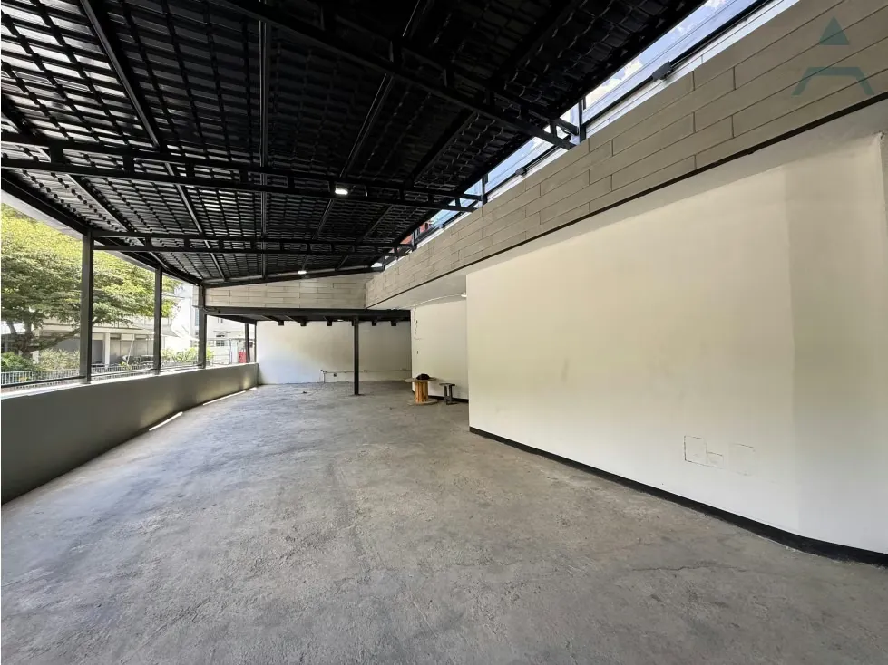 Se vende/alquila casa/terreno comercial 1588m² 16p San Roman - 6