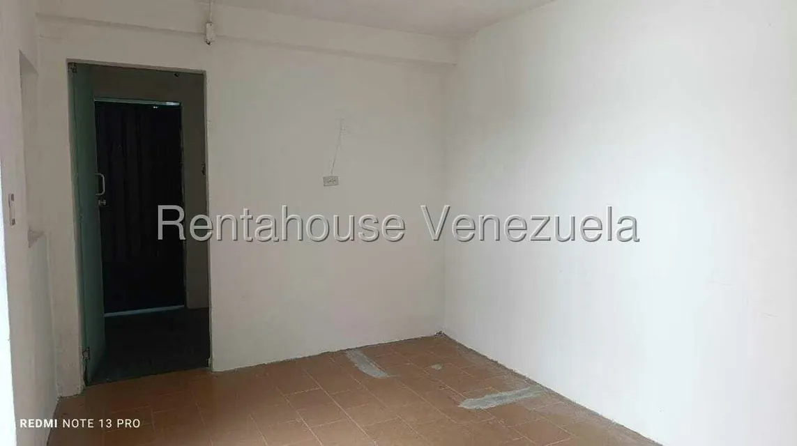 Local Comercial en Alquiler en Colinas de Bello Monte, Distrito Metropolitano - 3