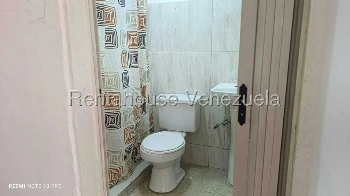 Local Comercial en Alquiler en Colinas de Bello Monte, Distrito Metropolitano - 5