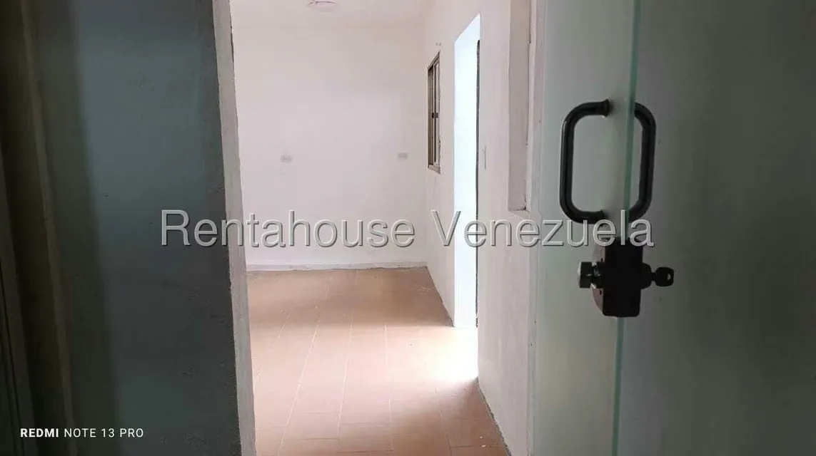 Local Comercial en Alquiler en Colinas de Bello Monte, Distrito Metropolitano - 6