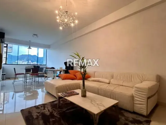 APARTAMENTO EN VENTA CON PLANTA 100% ubicado en la exclusiva Urb. Valle Blanco Resd Le Mont - 2