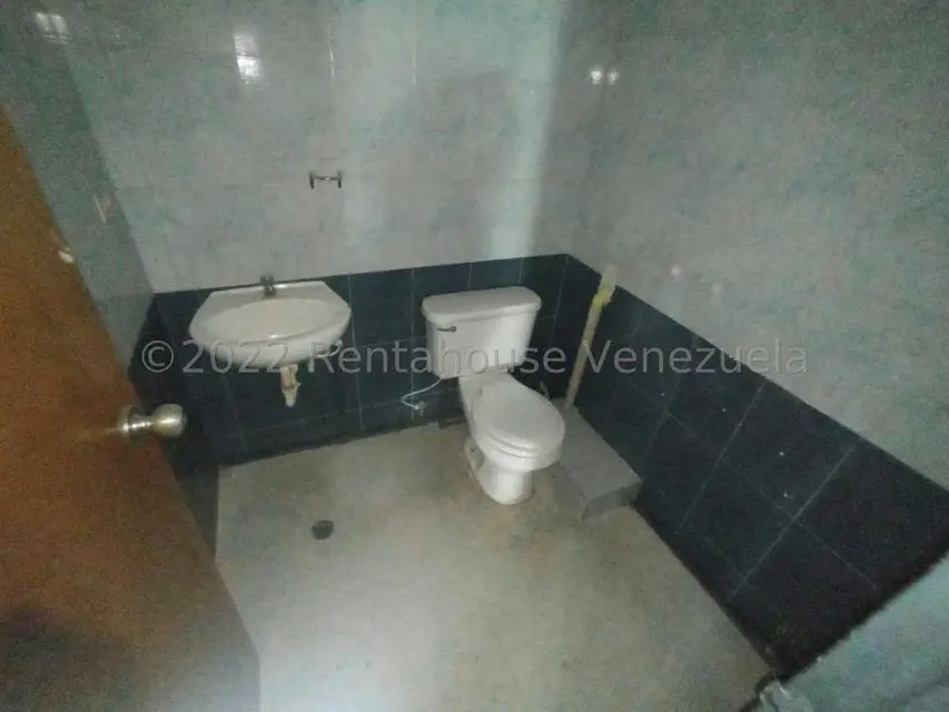 Local Comercial en Alquiler en Castillito, Carabobo - 14