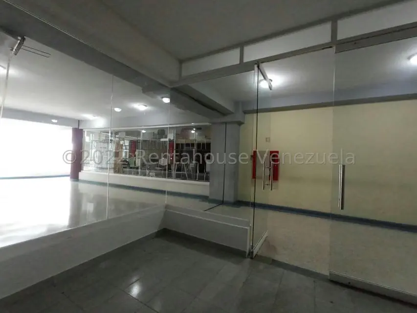 Local Comercial en Alquiler en Castillito, Carabobo - 3