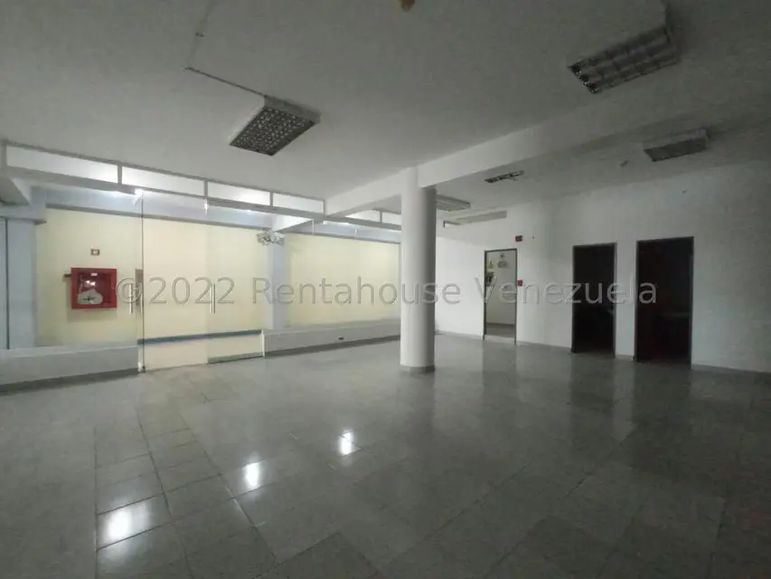 Local Comercial en Alquiler en Castillito, Carabobo - 5