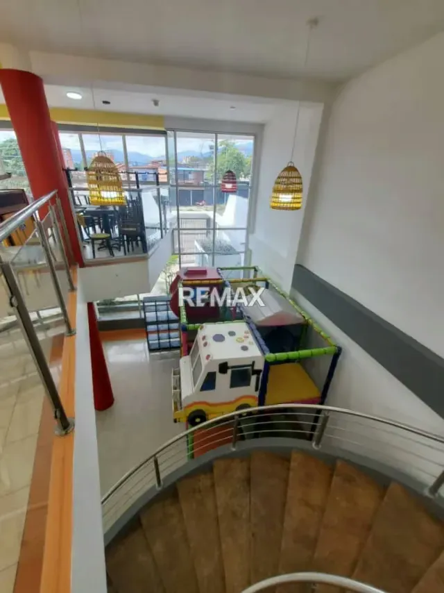 Local Comercial. Alquiler. Pueblo Nuevo - 8