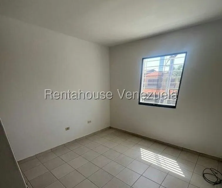 Casa (Duplex) en Venta en Royal Park, Lara - 16