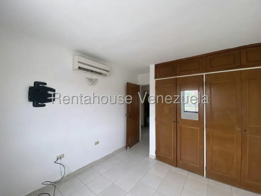 Casa (Duplex) en Venta en Royal Park, Lara - 17