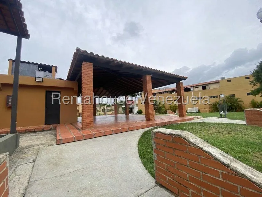Casa (Duplex) en Venta en Royal Park, Lara - 32