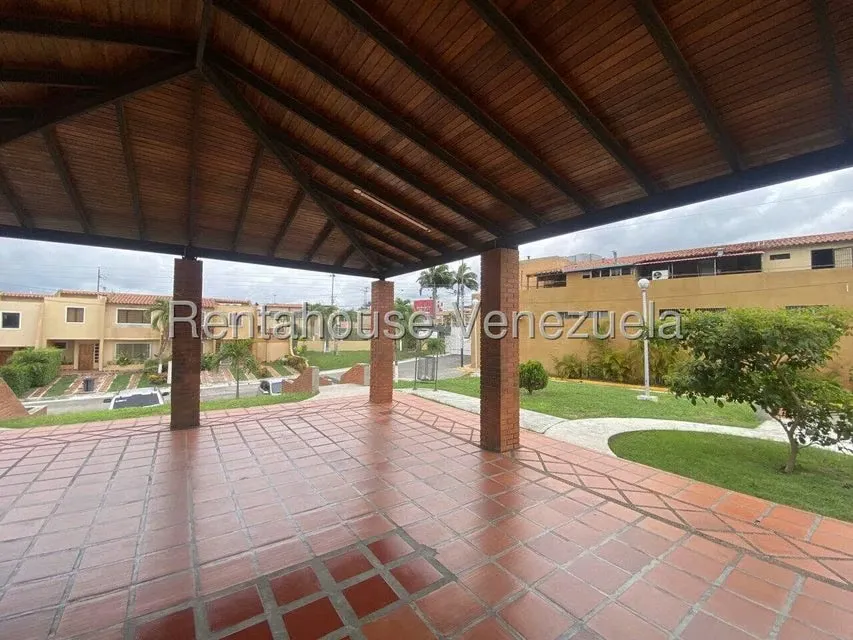 Casa (Duplex) en Venta en Royal Park, Lara - 34