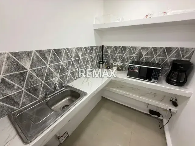 Venta de exclusivo Local comercial en Centro Corporativo Viña Plaza. - 15