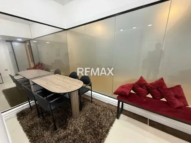 Venta de exclusivo Local comercial en Centro Corporativo Viña Plaza. - 8