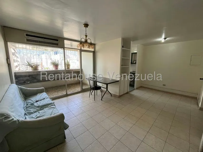 Apartamento (Duplex) en Venta en Parque Central, Distrito Metropolitano - 3