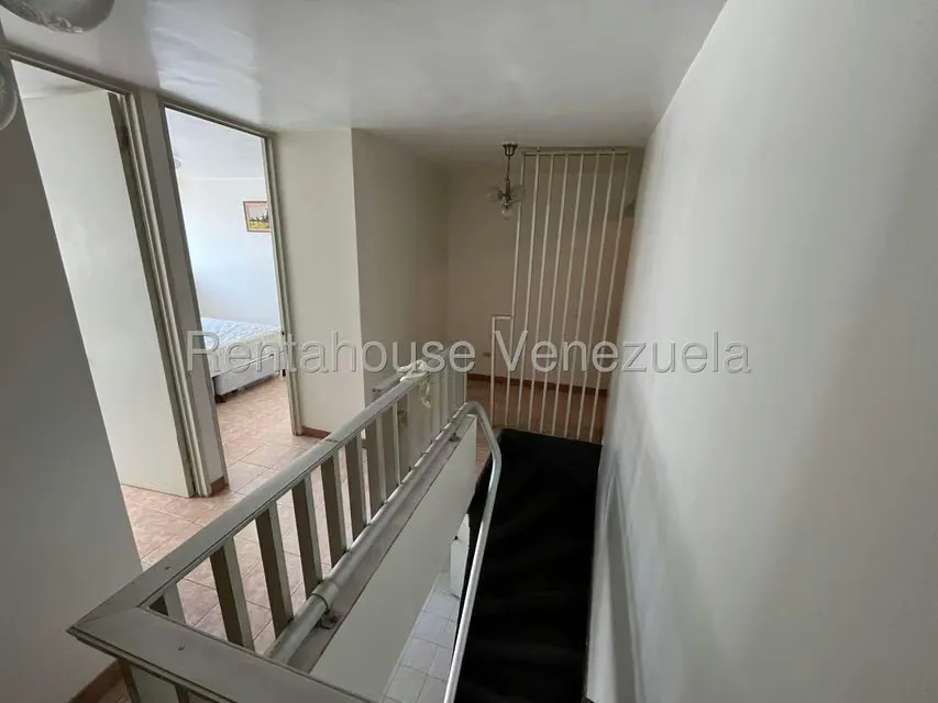 Apartamento (Duplex) en Venta en Parque Central, Distrito Metropolitano - 32