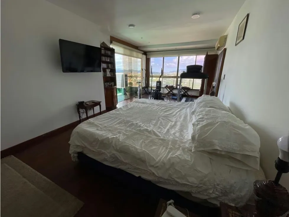 Vendo/Alquilo PH 550m2 4h+s/4.5b+s/2 La Tahona 7511 - 9