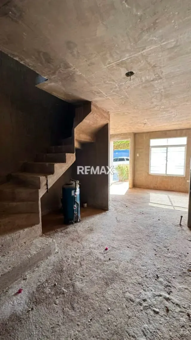 Townhouse en Gris en Caminos de la Lagunita - 6