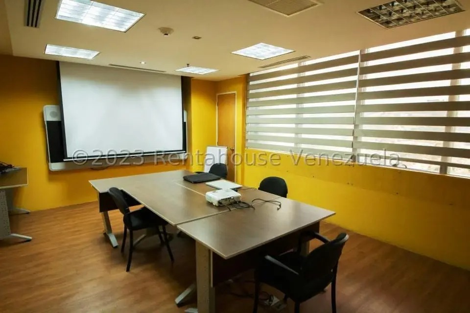 Oficina en Venta en Macaracuay, Distrito Metropolitano - 13
