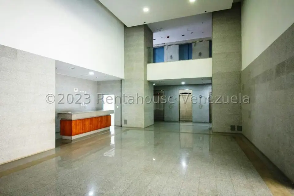 Oficina en Venta en Macaracuay, Distrito Metropolitano - 2
