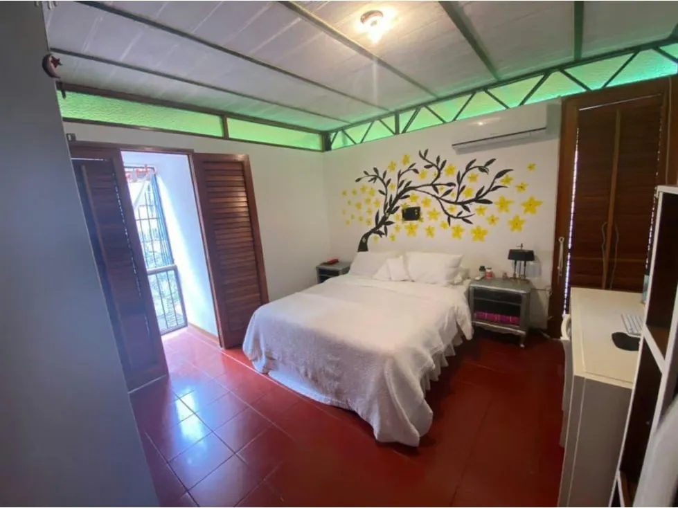 Se vende casa 420m2 Prados del Este 4123 - 4