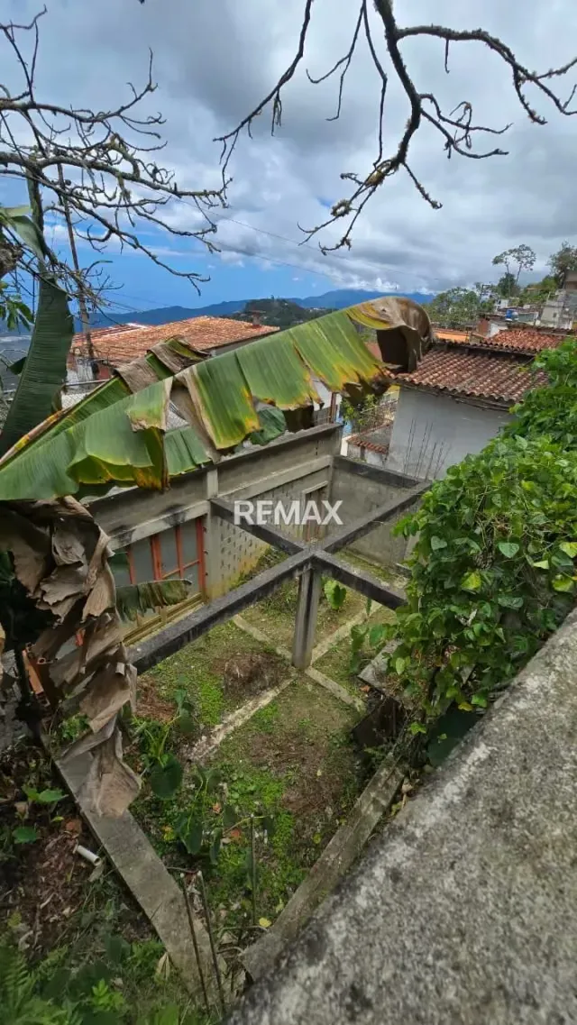 TERRENO EN VENTA - 6