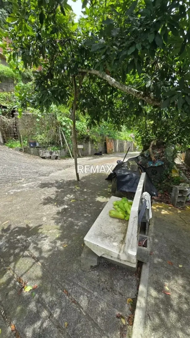 TERRENO EN VENTA - 8