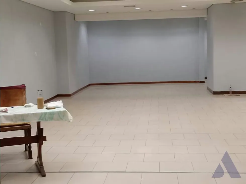 Alquilo local comercial 203m2 El Paraiso 4437 - 4