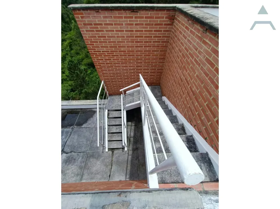 Se vende Apto 300m² 3h+s/4b+s/3p Los Campitos - 4