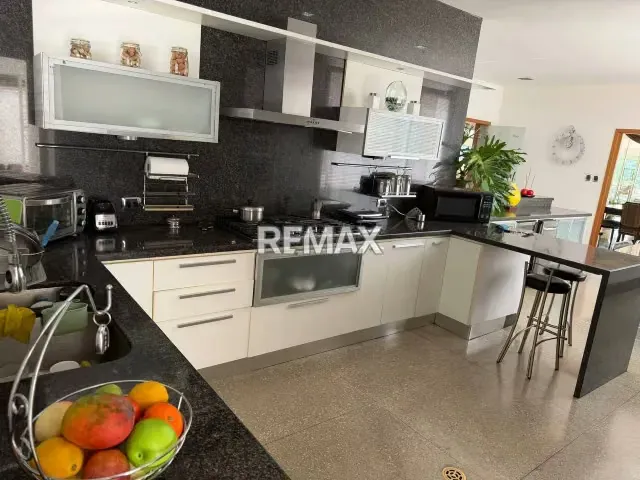 CASA LOMAS DEL CLUB HIPICO 560 MTS VENTA - 14