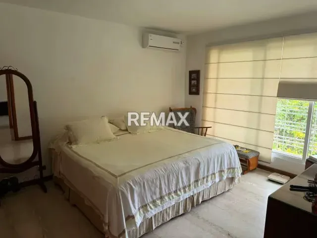 CASA LOMAS DEL CLUB HIPICO 560 MTS VENTA - 16