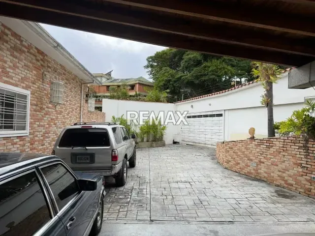 CASA LOMAS DEL CLUB HIPICO 560 MTS VENTA - 18
