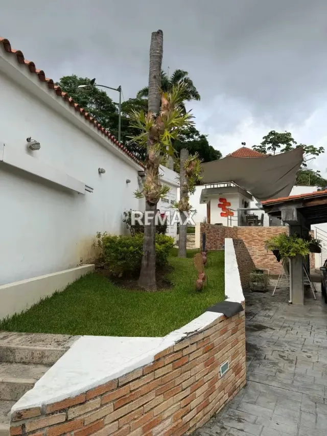 CASA LOMAS DEL CLUB HIPICO 560 MTS VENTA - 4