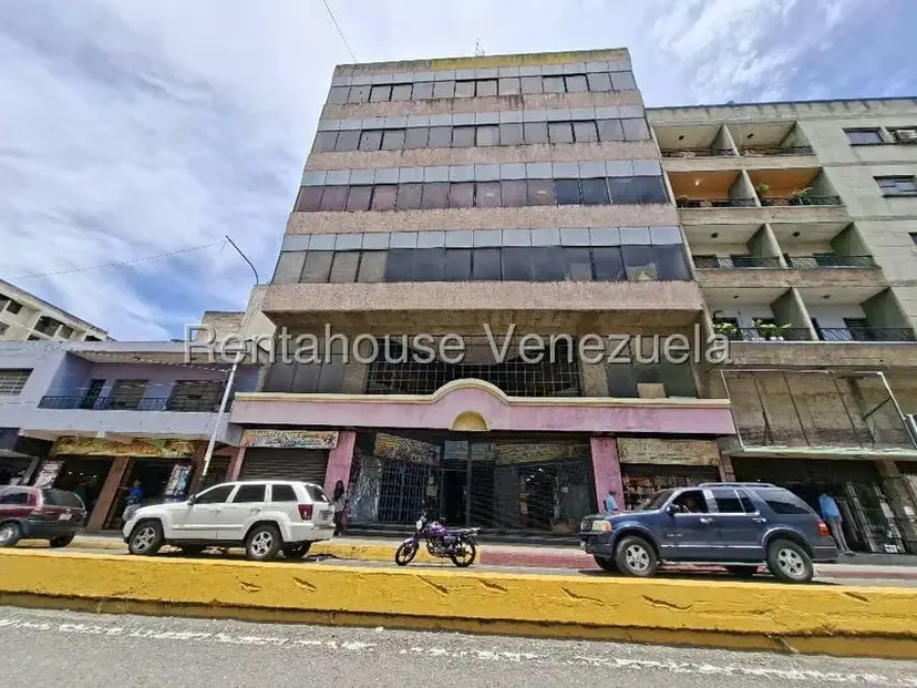 Comercial (Local Comercial) en Alquiler en Centro, Aragua