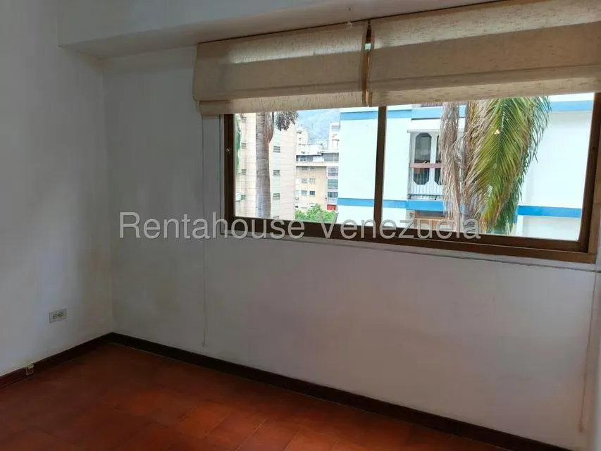 Apartamento (1 Nivel) en Venta en Los Palos Grandes, Distrito Metropolitano - 11