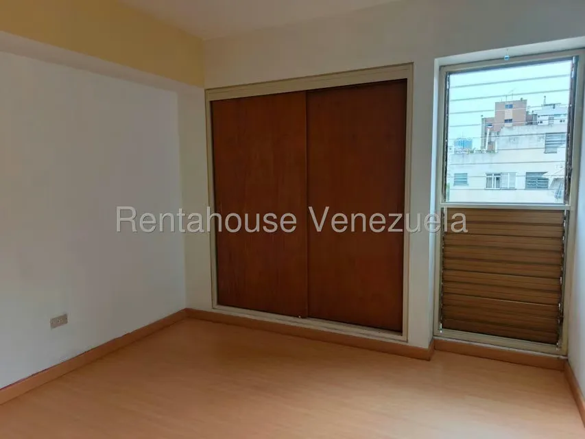 Apartamento (1 Nivel) en Venta en Los Palos Grandes, Distrito Metropolitano - 22