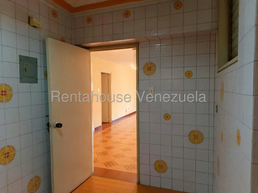 Apartamento (1 Nivel) en Venta en Los Palos Grandes, Distrito Metropolitano - 33