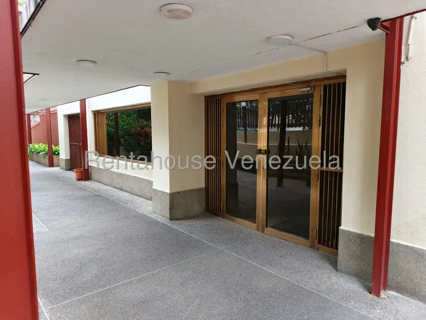 Apartamento (1 Nivel) en Venta en Los Palos Grandes, Distrito Metropolitano - 37