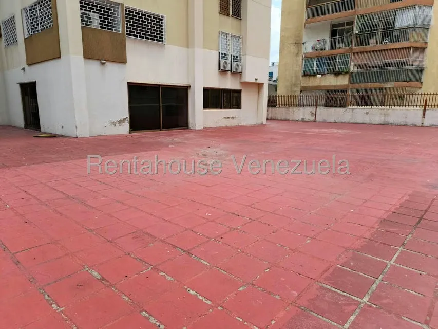 Apartamento (1 Nivel) en Venta en Los Palos Grandes, Distrito Metropolitano - 38