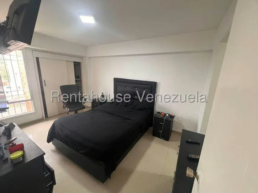 Apartamento (1 Nivel) en Alquiler en Miravila, Distrito Metropolitano - 5