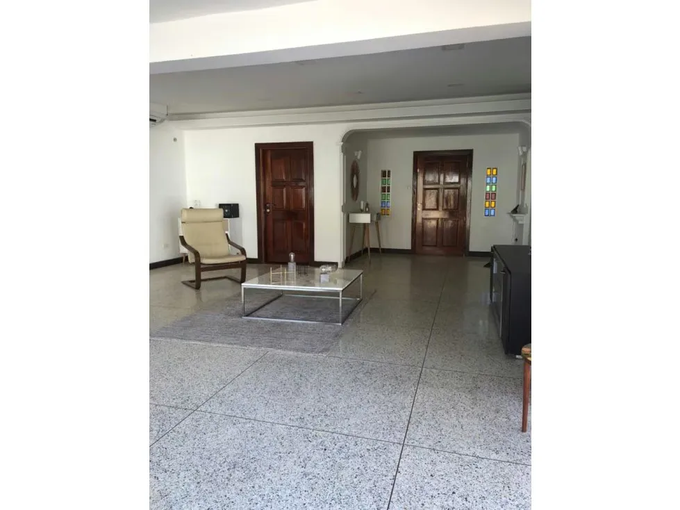 Vendo casa 950mts2 4h/4b/6p Macuto 4806 - 7