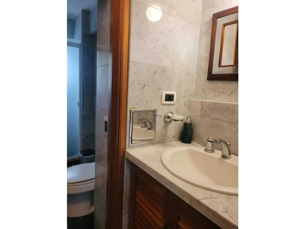 En Venta Apartamento Las Esmeraldas 193 m2 de 3H+Ser/4B/2E+Maletero - 19