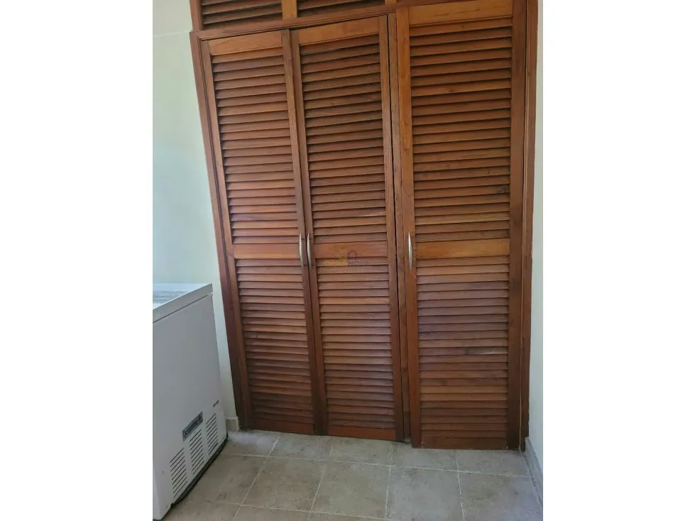 En Venta Apartamento Las Esmeraldas 193 m2 de 3H+Ser/4B/2E+Maletero - 25